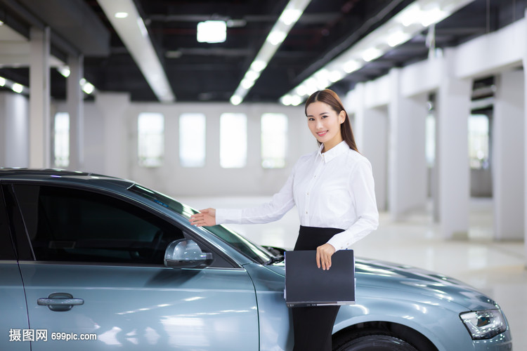 汽車銷售商務女性